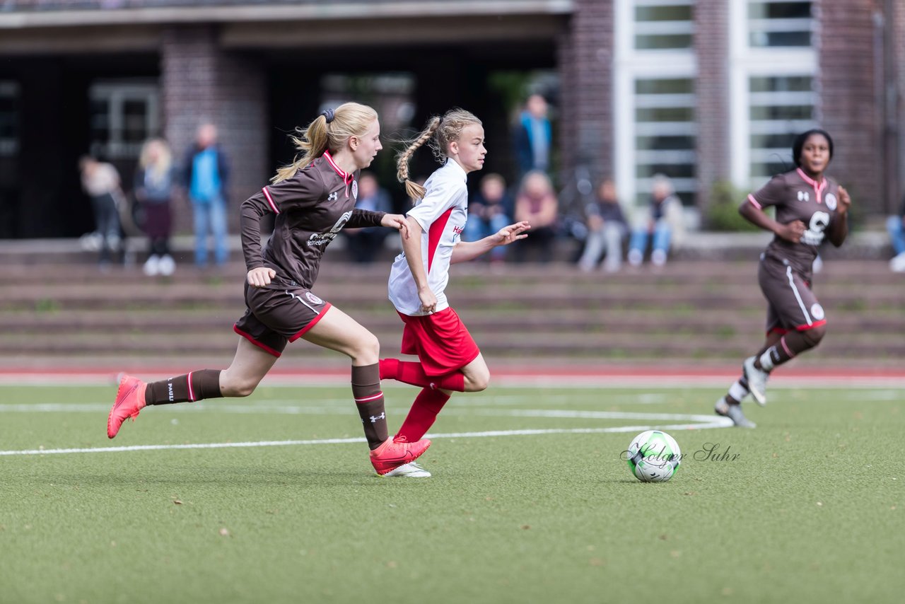 Bild 214 - wBJ Walddoerfer - St. Pauli : Ergebnis: 6:0